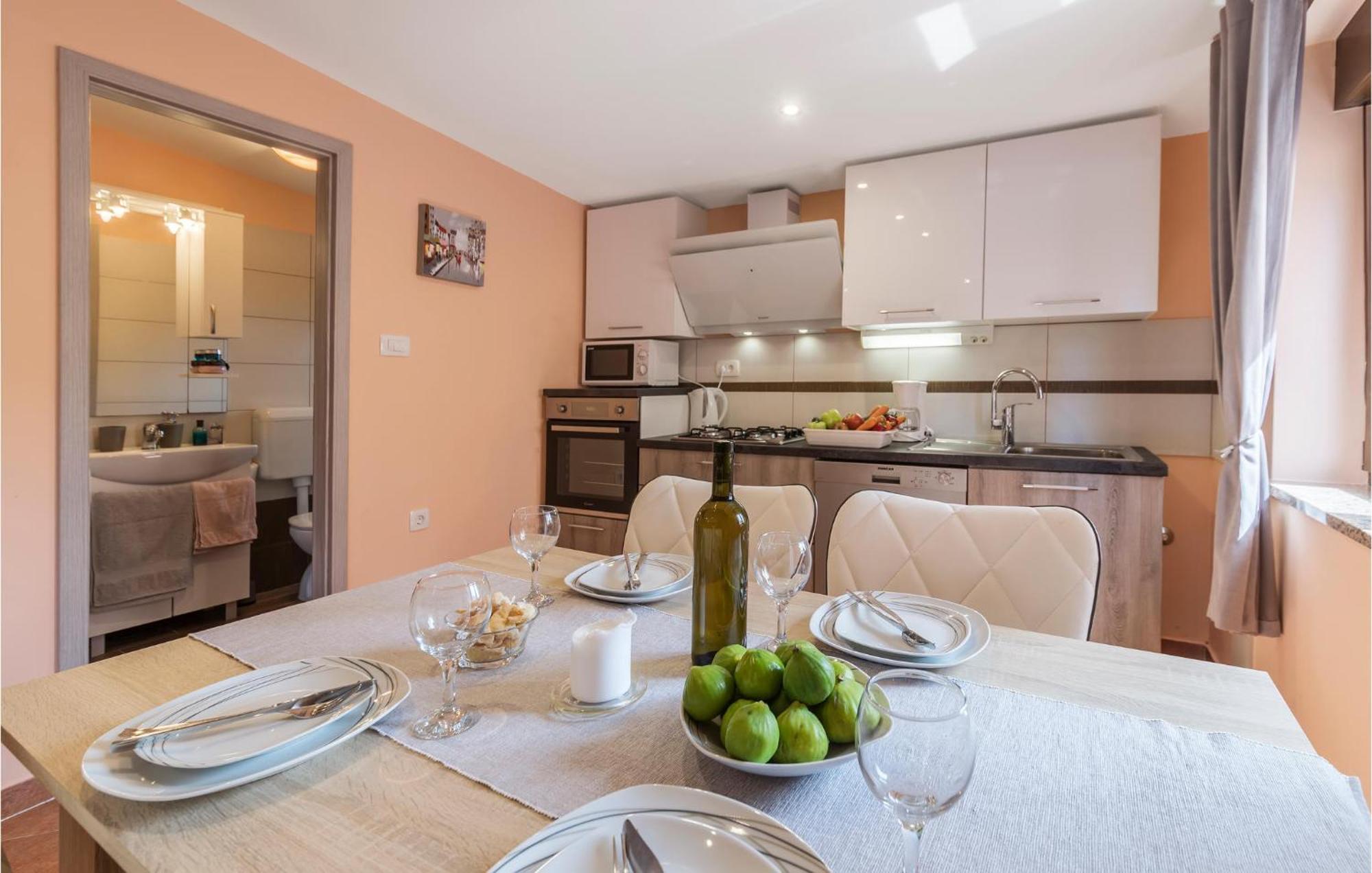 1 Bedroom Stunning Apartment In Pula Exterior foto