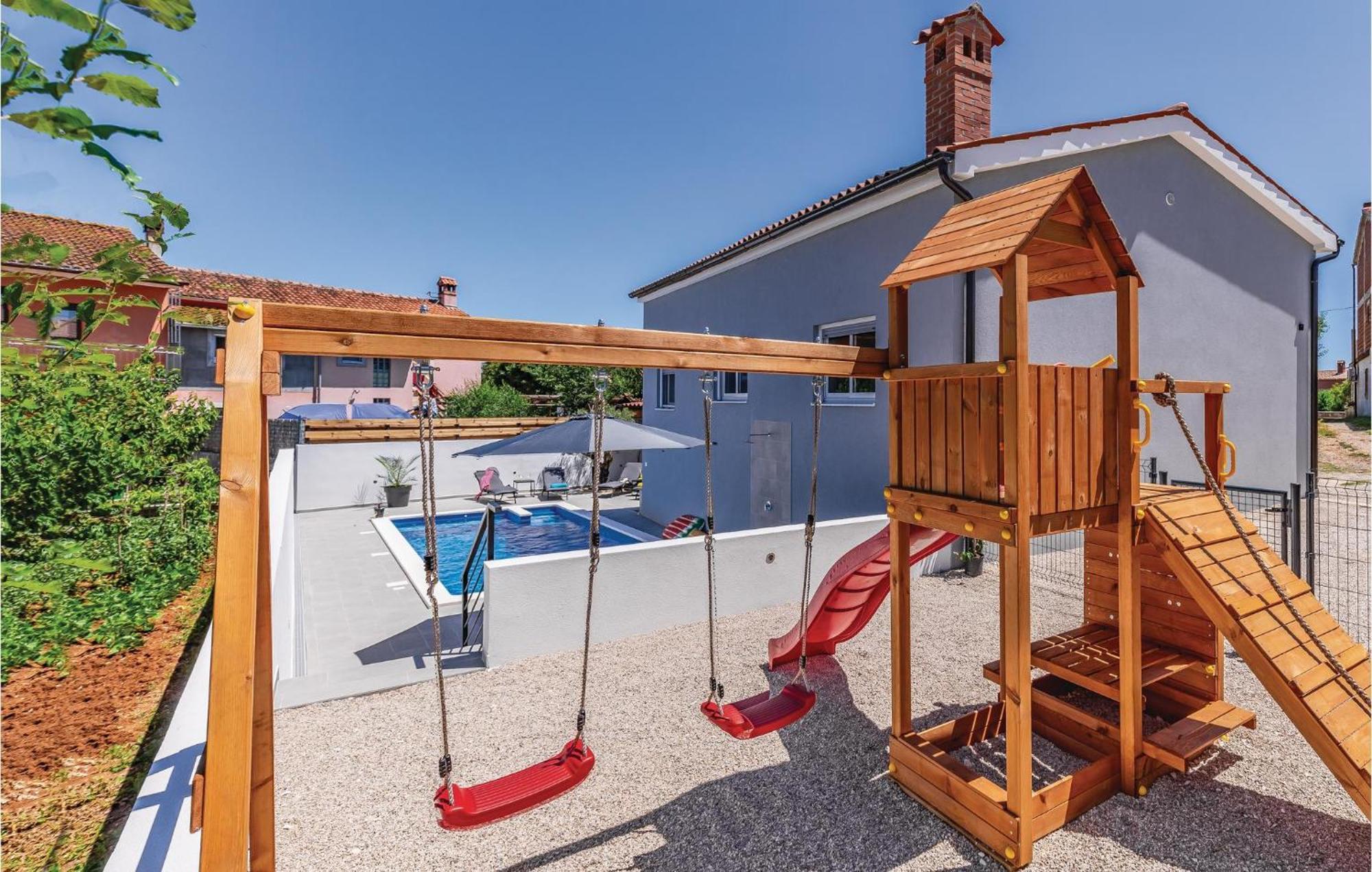 1 Bedroom Stunning Apartment In Pula Exterior foto